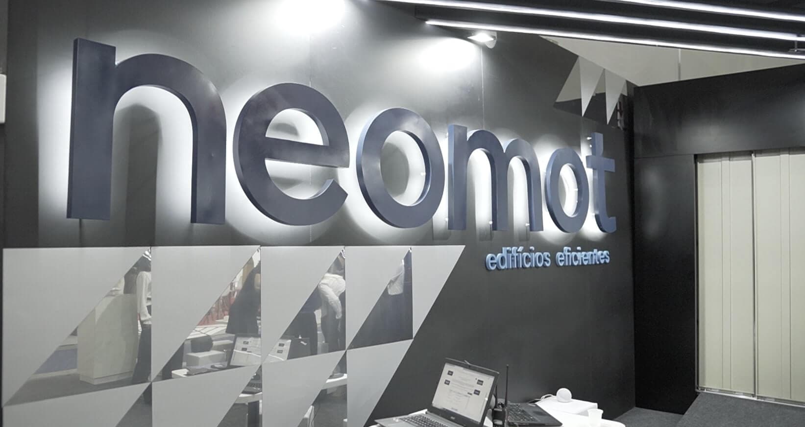 Neomot